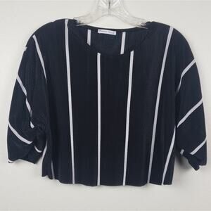 Zara | Basic Black and white crop top, size S